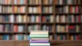 Rafał Kosik spotkał się z uczniami w bibliotece