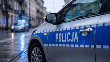Siewierz: pełen wózek ominął kasę i trafił do auta